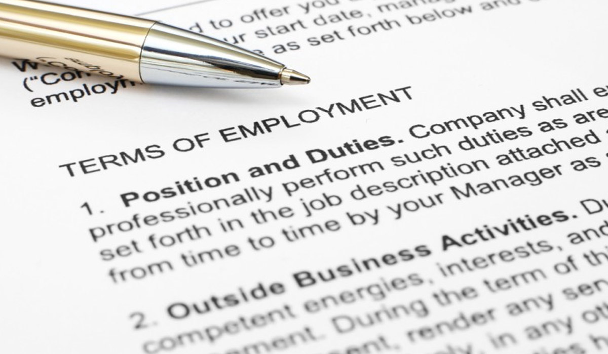 Want to change job in Qatar in fixed term contract? A few facts